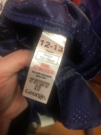 NEW navy trousers (age 12-13)