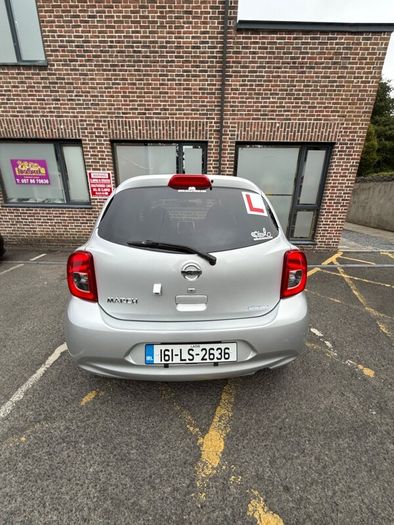 Nissan March 2016