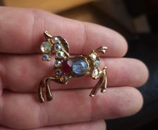 Nice Vintage 1950's/60's Horse Brooch