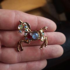 Nice Vintage 1950's/60's Horse Brooch