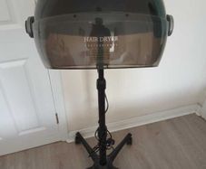 Stand up hair dryer