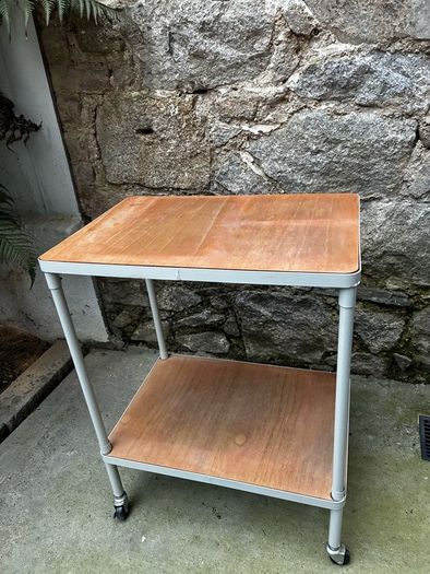 Rolling Table