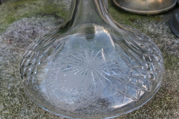 Crystal carafe Claddagh Friendship Loyalty Love