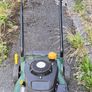 petrol lawnmower Image 3