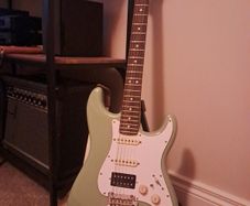 Fender Strat Player Series II