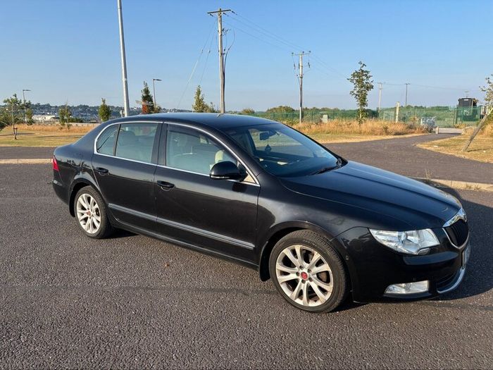 Skoda Superb 2012