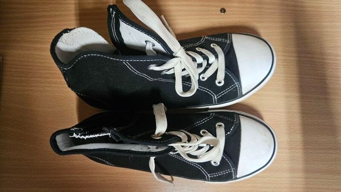 Collection of girls Size 3 shoes