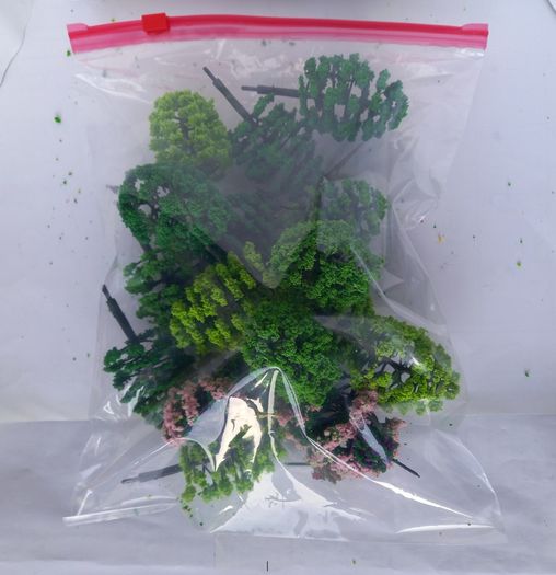 New Model Trees Pack D  ( Hornby Bachmann MicroScalextric Scenic Lima Carrera Train Scalextric wargames )