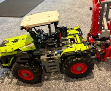 lego technic claas tractor