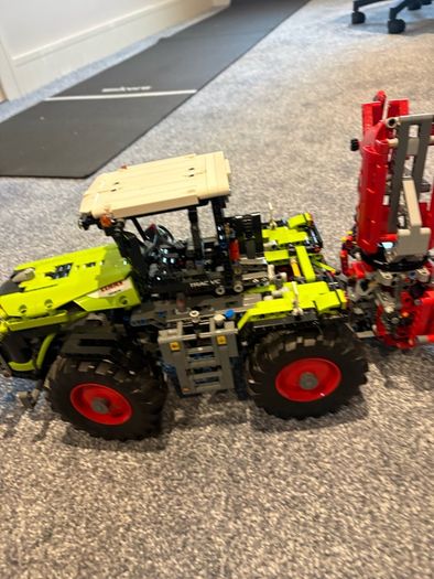 lego technic claas tractor