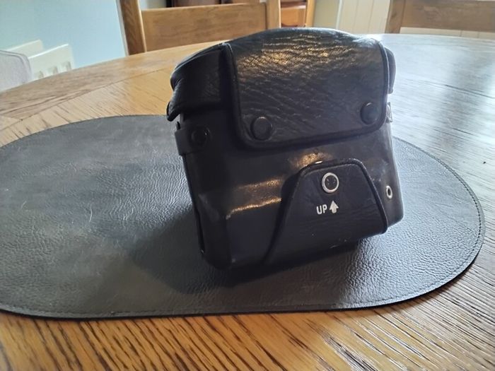 Leather camera case for Canon A-1