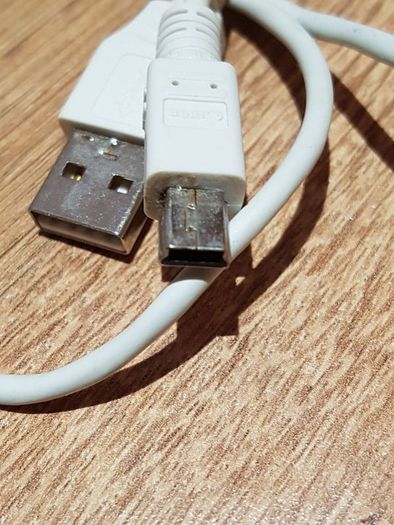 Usb data cable white