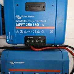 Victron MPPT solar charge controller 250 / 60