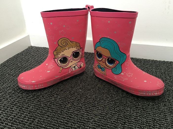 Girls LOL rain boots, size 13 (32)