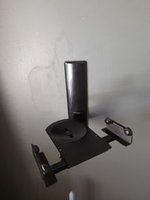 speaker holder