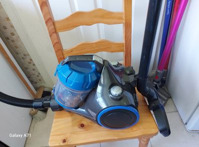 Morphy Richards Vacuum Cleaner in excellent condition