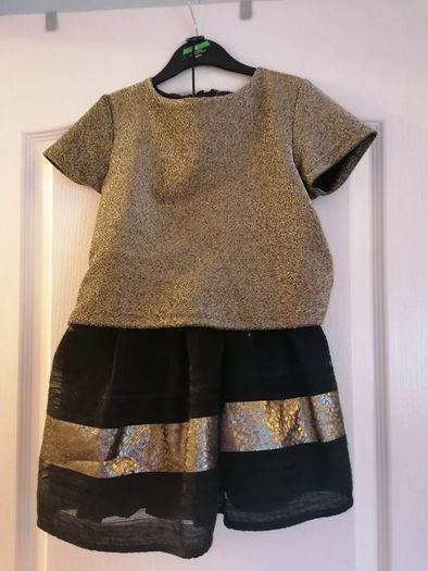girls skirt and top