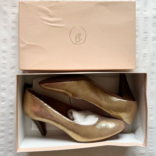 Des Petits Hauts gold high heels with box size 5