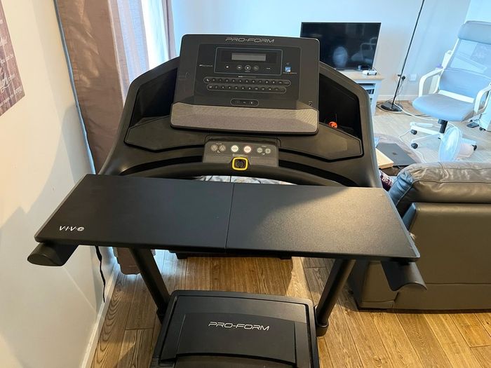 ProForm Trainer 8.5 treadmill + treadmill laptop tray