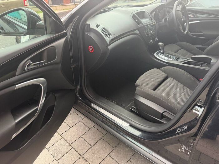 Insignia Sri Auto
