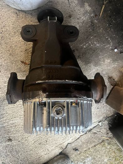 Nissan S/R chassis 6 bolt welded diff