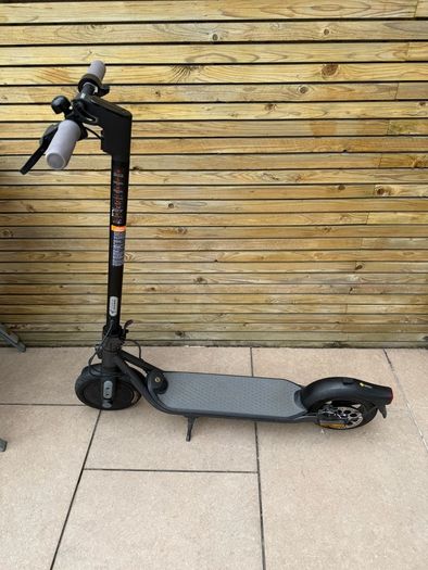 Segway ninebot F25 scooter for sale