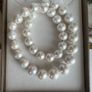 A Stunning Edison Pearl Necklace Image 2