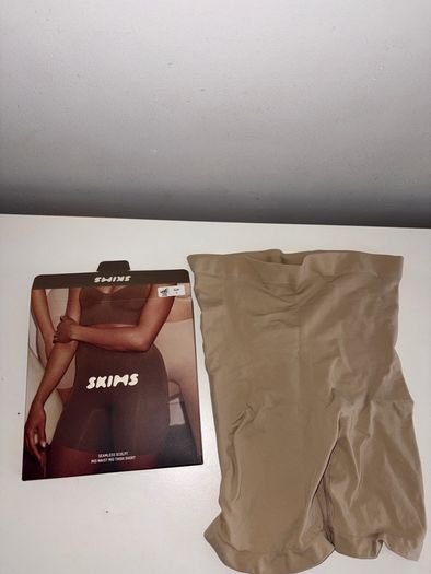 Skims shape wear