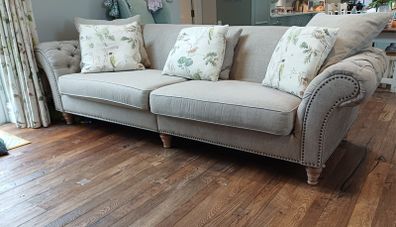 Sofa/Couch