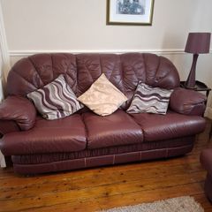 3 piece suite of furniture