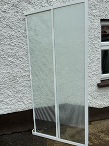shower tray and surround