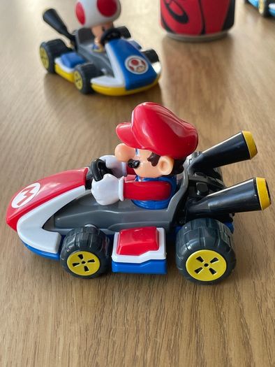 Super mario Kart - Mario, Toad and Yoshi