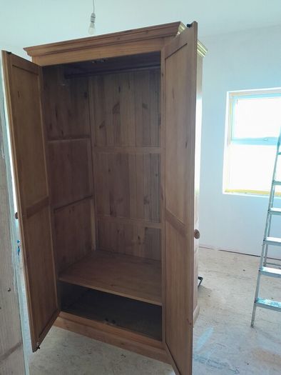 wardrobe