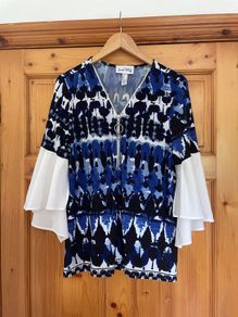 Joseph Ribkoff ladies top size 16