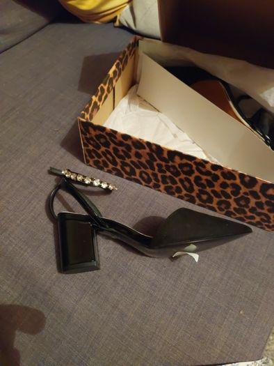 River Island size 4 wide fit suede feel dressy shoe rrp 55 euro