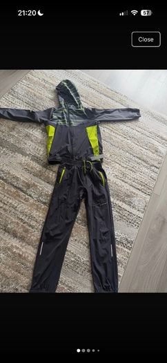 Technical wind breaker and bottoms