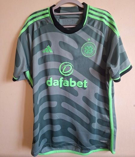 Celtic 2023/24 Slim Fit Third Jersey (Large)