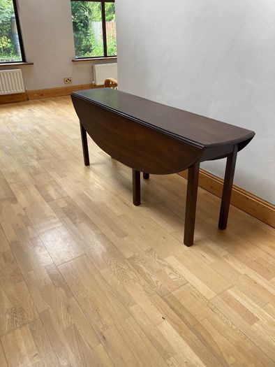 Hunt Table / Wake Table / Dining Table