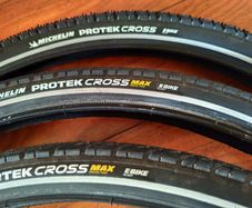 3x Michelin bicycle tyres  700X40C
