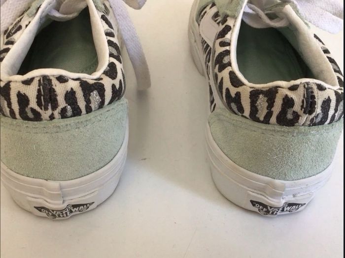Little girls Vans Trainers in vgc Eu 27 Uk 10 infant