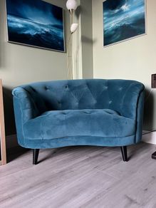 2 seater love seat/ couch