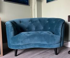 2 seater love seat/ couch