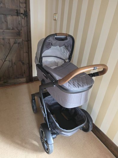 Travel system and double buggy