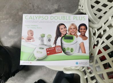 Calypso double breast pump