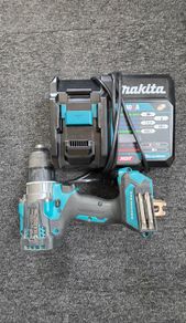 Makita Df001gz 40v Xgt and charger