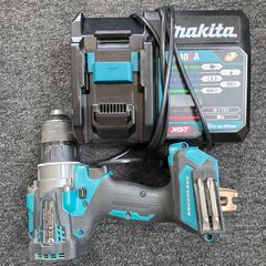 Makita Df001gz 40v Xgt and charger