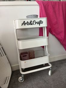White Art trolly