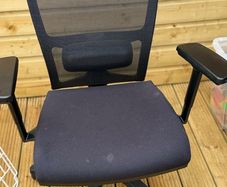 office chair in good condition