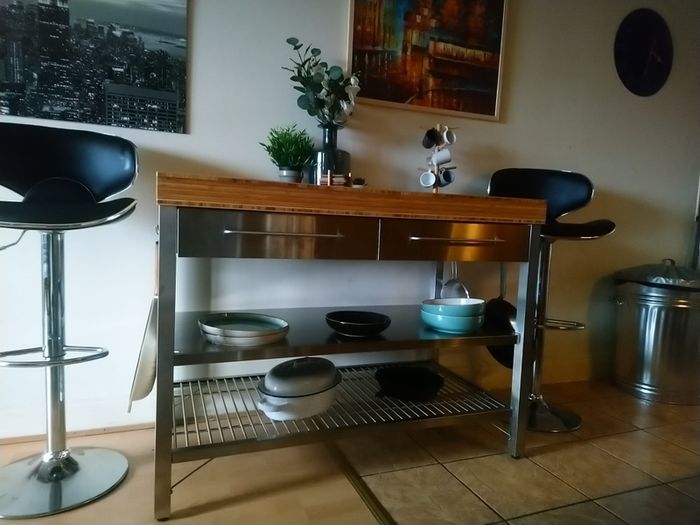 Kitchen table