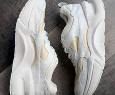 UGG LA Hills White Chunky Platform Trainers UK7 EU40